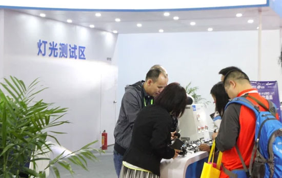 金華達(dá)獲中國(guó)汽車照明行業(yè)十大品牌企業(yè)殊榮