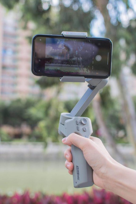 新推出的Mini-MX手機穩(wěn)定器吸引了我的眼球，研究下